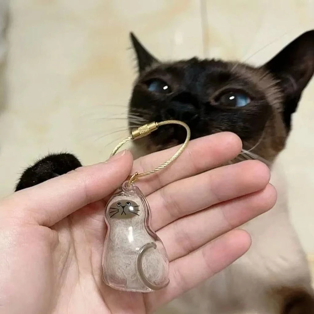 Scoopa Keepsake™ | Cat Fur Memorial Keychain Charm